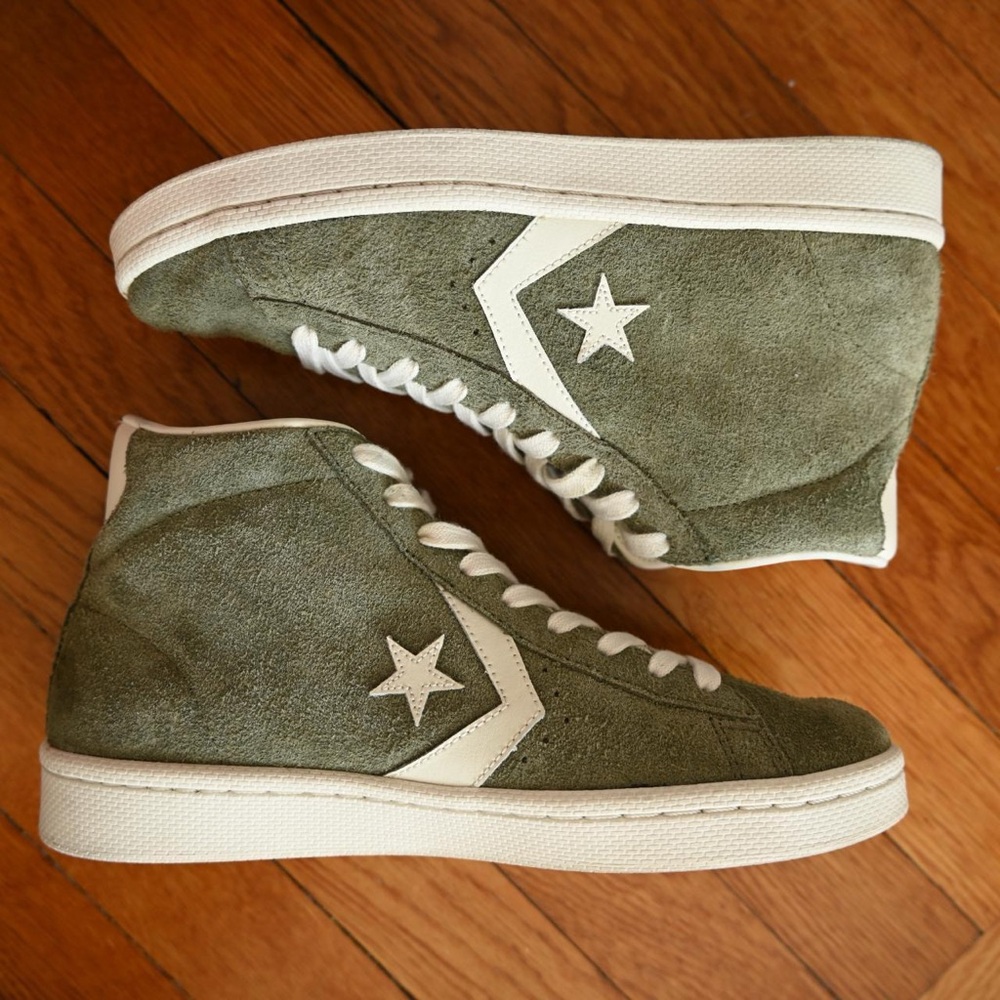 Converse Pro Leather Suede Sneakers